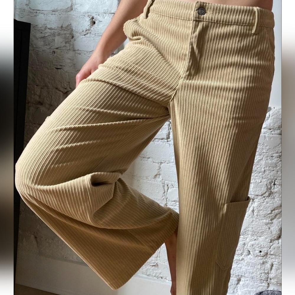 Wild Fable S Corduroy Wide Leg Pants Pockets Cargo Beige Stretchy Waist 2224-E